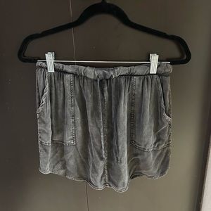 Washed black mini skirt